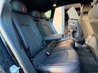 Maserati Levante AWD GT (FULL OPTIONAL) Nero usata Roma