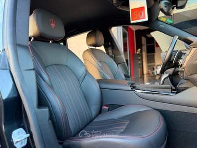 Maserati Levante AWD GT (FULL OPTIONAL) Nero usata Roma