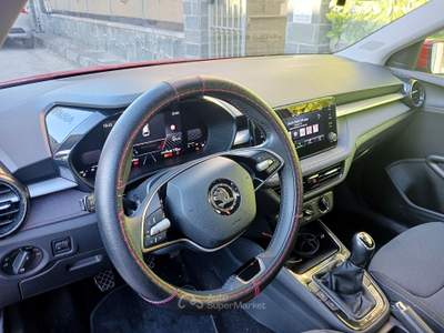 Skoda Fabia Škoda Fabia 1.0 MPI 80cv Selection 2024 + optional Rosso usata CASERTA