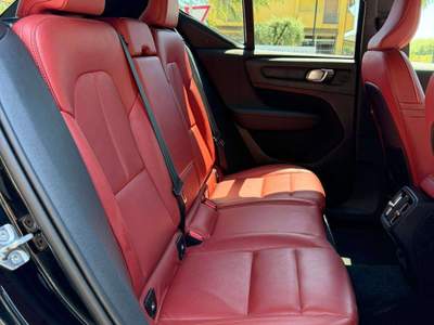 Volvo XC40 2.0 d3 Inscription Nero usata Savignano sul Rubicone