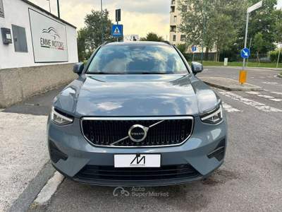 Volvo XC40 2.0 b3 Mhev Core - AUT/NAVI/PDC/CAMERA/LED Grigio usata Sesto San Giovanni