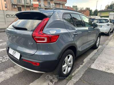 Volvo XC40 2.0 b3 Mhev Core - AUT/NAVI/PDC/CAMERA/LED Grigio usata Sesto San Giovanni