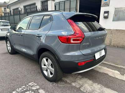 Volvo XC40 2.0 b3 Mhev Core - AUT/NAVI/PDC/CAMERA/LED Grigio usata Sesto San Giovanni