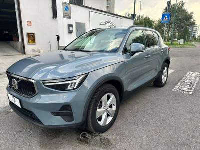 Volvo XC40 2.0 b3 Mhev Core - AUT/NAVI/PDC/CAMERA/LED Grigio usata Sesto San Giovanni