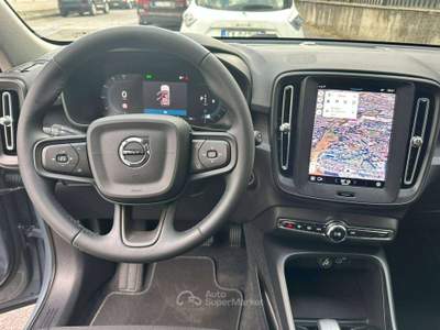 Volvo XC40 2.0 b3 Mhev Core - AUT/NAVI/PDC/CAMERA/LED Grigio usata Sesto San Giovanni