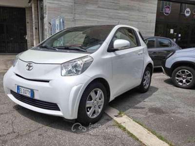 Toyota iQ Trend Bianco usata Roma