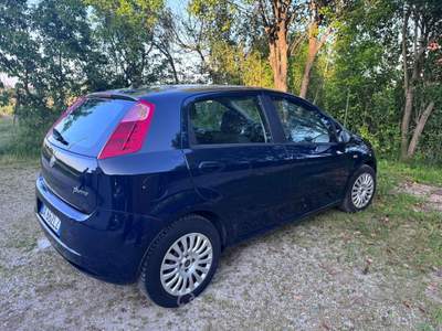 Fiat Grande Punto Auto in buono stato. + Gomme nuove estive Michelin usata Belluno