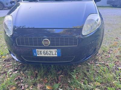 Fiat Grande Punto Auto in buono stato. + Gomme nuove estive Michelin usata Belluno