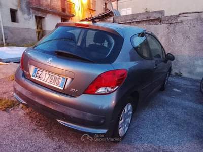 Peugeot 207  revisione impianto GPL da poco effettuata con cambio bombole  Argento usata Joppolo