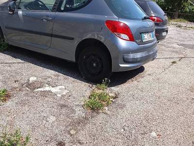 Peugeot 207  revisione impianto GPL da poco effettuata con cambio bombole  Argento usata Joppolo