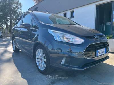 Ford B-Max B-Max 1.5 TDCi 75 CV Titanium Grigio usata Mesagne