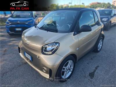 Smart ForTwo fortwo EQ Parisblue usata RIMINI