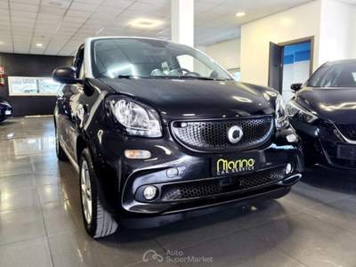 Smart ForFour 70 1.0 Passion Nero usata Carinaro