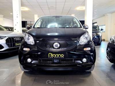 Smart ForFour 70 1.0 Passion Nero usata Carinaro