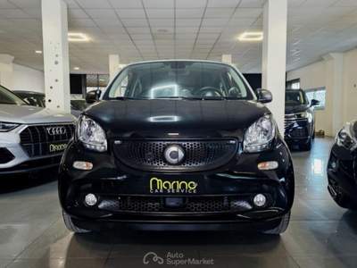 Smart ForFour 70 1.0 Passion Nero usata Carinaro
