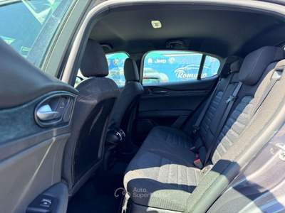 Alfa Romeo Stelvio  2.2 t Super rwd 160cv auto Grigio usata Sant'Anastasia