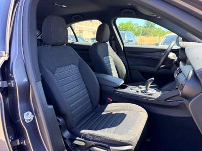 Alfa Romeo Stelvio  2.2 t Super rwd 160cv auto Grigio usata Sant'Anastasia