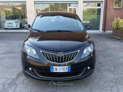 Lancia Ypsilon Ypsilon 1.0 FireFly 5p.S&S Hyb. Platino Nero usata San Giorgio di Piano