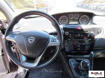 Lancia Ypsilon 1.2 69 CV 5p. S&S Gold Lilla usata Oppido Lucano