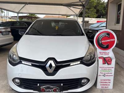 Renault Clio 1.5 dCi 8V 75 CV 5p. Costume Nat. Bianco usata Priolo Gargallo