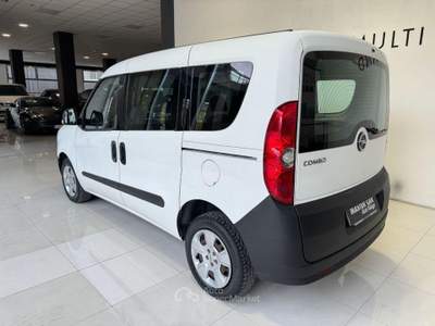 Opel Combo Tour 95CV PC-TN Cosmo Bianco usata Ripalimosani