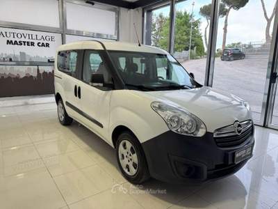 Opel Combo Tour 95CV PC-TN Cosmo Bianco usata Ripalimosani