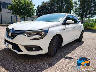 Renault Mégane Megane 1.5 dci energy Bose 110cv edc Rosso usata Porto Mantovano Renault Mégane Megane 1.5 dci energy Bose 110cv edc Rosso usata Porto Mantovano