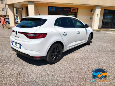 Renault Mégane Megane 1.5 dci energy Bose 110cv edc Rosso usata Porto Mantovano