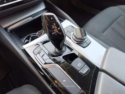 BMW Serie 5 530d Futura d Touring Business auto Nero usata Verona
