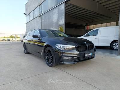 BMW Serie 5 530d Futura d Touring Business auto Nero usata Verona