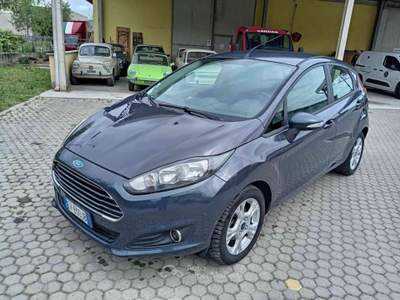 Ford Fiesta 1.4 5p. Bz.- GPL Titanium UNICO PROPRIETARIO Arancione usata Cigognola