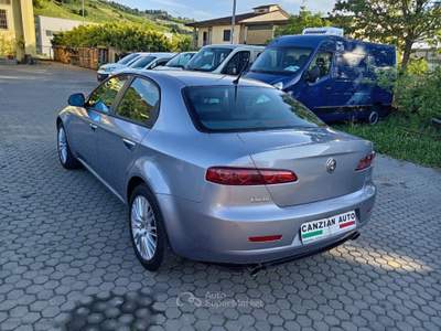 Alfa Romeo 159 159 1750 tbi Distinctive TI pack 200cv Grigio usata Cigognola