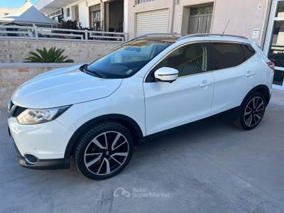 Nissan Qashqai Tekna Bianco usata Castellana Grotte
