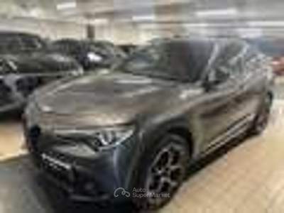 Alfa Romeo Stelvio AT8 RWD B-Tech Grigio usata Torino
