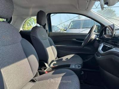 Fiat 500e Berlina 42 kWh La Prima Blu/Azzurro usata Rivignano Teor