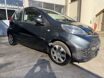 Peugeot 107 107 2005 1.0 12v Active (plaisir) 3p FL Grigio usata Crema