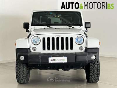 Jeep Wrangler 2.8 CRD DPF Sahara Auto *GANCIO TRAINO* Bianco usata Concesio