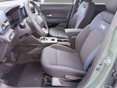 Dacia Duster 1.6 MILD HYBRID JOURNEY 4x2 140CV ONLY PROMO Verde usata Cologno Monzese