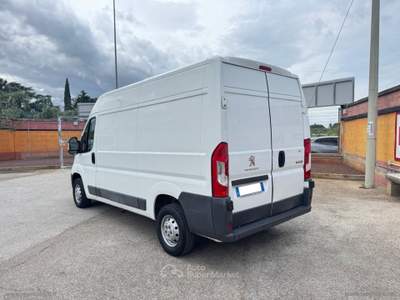 Peugeot Boxer BOXER 335 L2 H2 2.0 BLUEHDI 130CV Bianco usata Bari