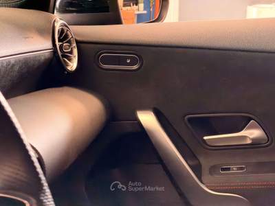 Mercedes-Benz Classe G Classe A - 2022 - A200d Premium Night edition AMG Nero usata Volpiano