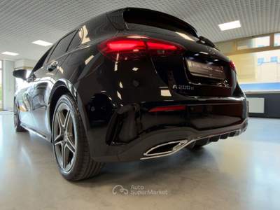 Mercedes-Benz Classe G Classe A - 2022 - A200d Premium Night edition AMG Nero usata Volpiano