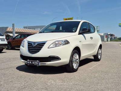 Lancia Ypsilon 0.9 TwinAir Metano Ecochic Gold Bianco usata Cento