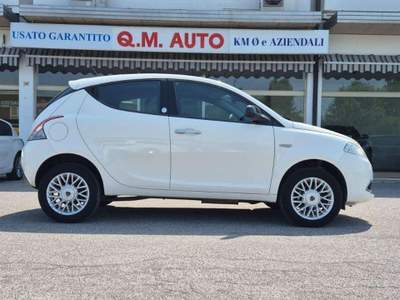 Lancia Ypsilon 0.9 TwinAir Metano Ecochic Gold Bianco usata Cento