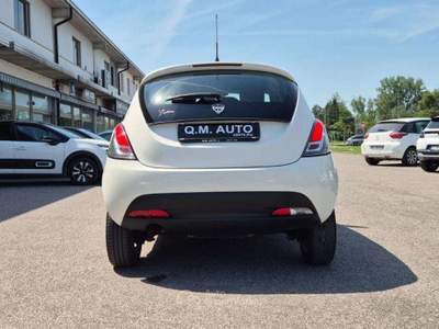 Lancia Ypsilon 0.9 TwinAir Metano Ecochic Gold Bianco usata Cento