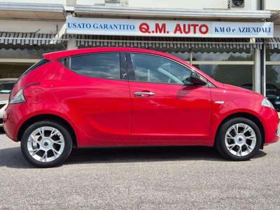 Lancia Ypsilon 1.2 69 CV Gold Rosso usata Cento