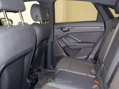 Audi Q3 Q3 35 1.5 tfsi Identity Black s-tronic 150cv 2023 Argento usata Monte Compatri