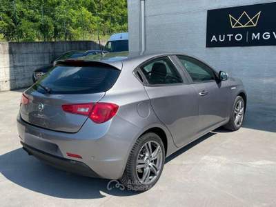 Alfa Romeo Giulietta Giulietta III 1.4 t. Distinctive Gpl 120cv E6 * Grigio usata La Loggia
