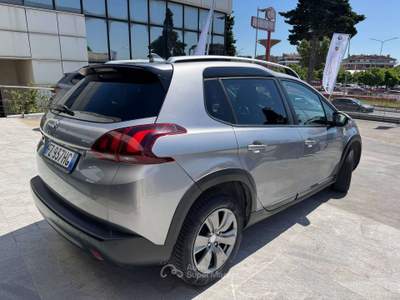 Peugeot 2008 2008 1.2 puretech t Signature s Argento usata Pomezia