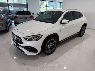 Mercedes-Benz GLA Automatic Premium *GANCIO TRAINO* Bianco usata Asolo