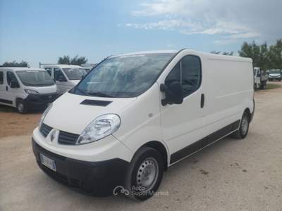 Renault Trafic furgone maxi Bianco usata San Michele Salentino
